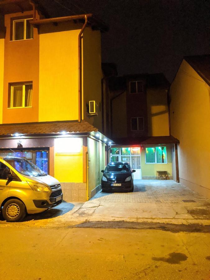 Pensiunea Vladut Timişoara Eksteriør billede